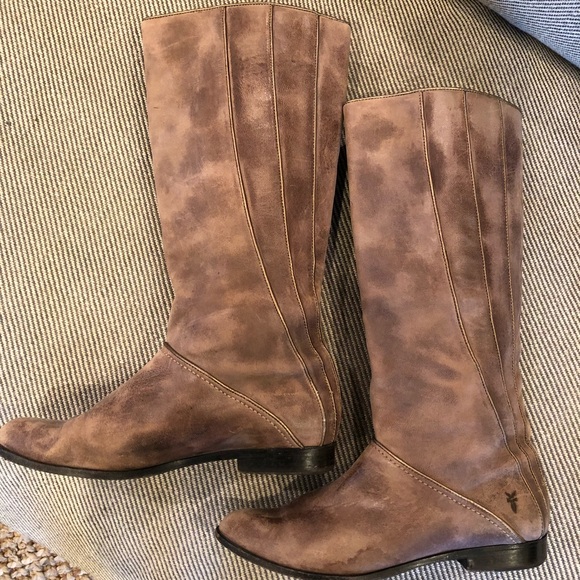 “Frye”Women's Distressed Brown  Boots - Picture 1 of 10